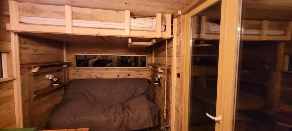 בית הארחה Digny 	Tiny House מראה חיצוני תמונה