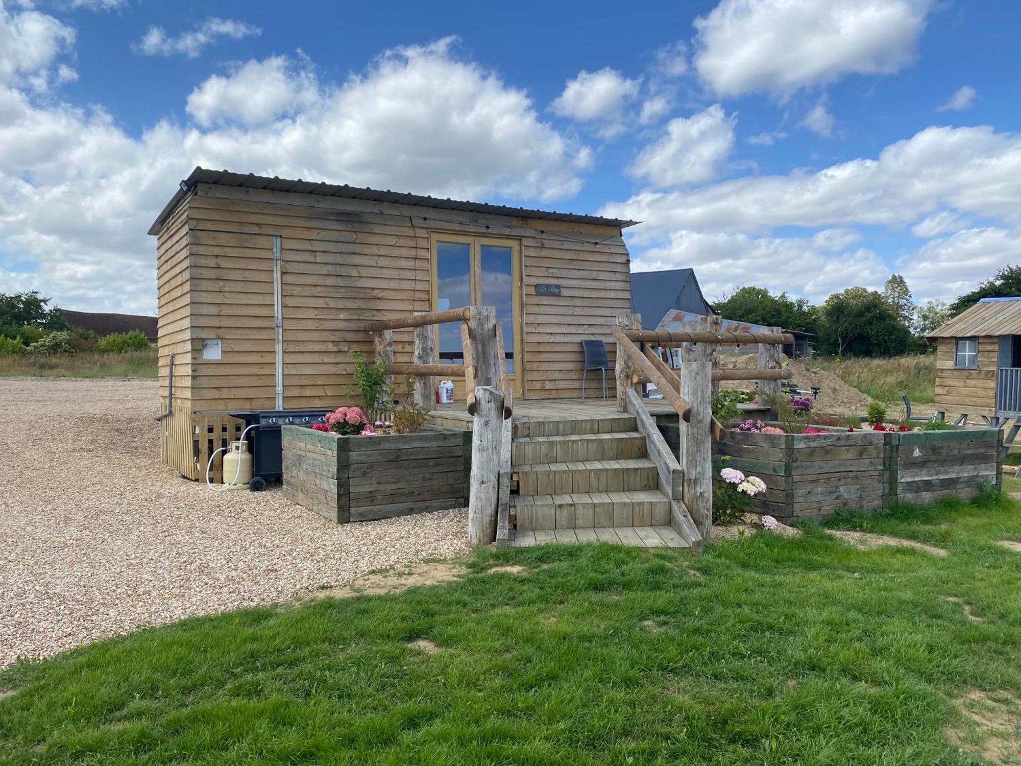 בית הארחה Digny 	Tiny House מראה חיצוני תמונה